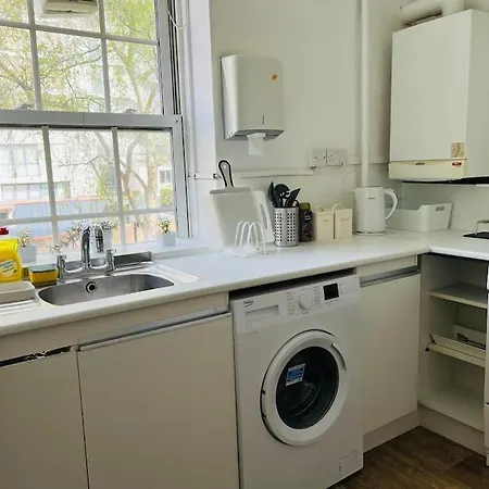 Ferienwohnung Entire 2 Bed Flat In London Exterior foto